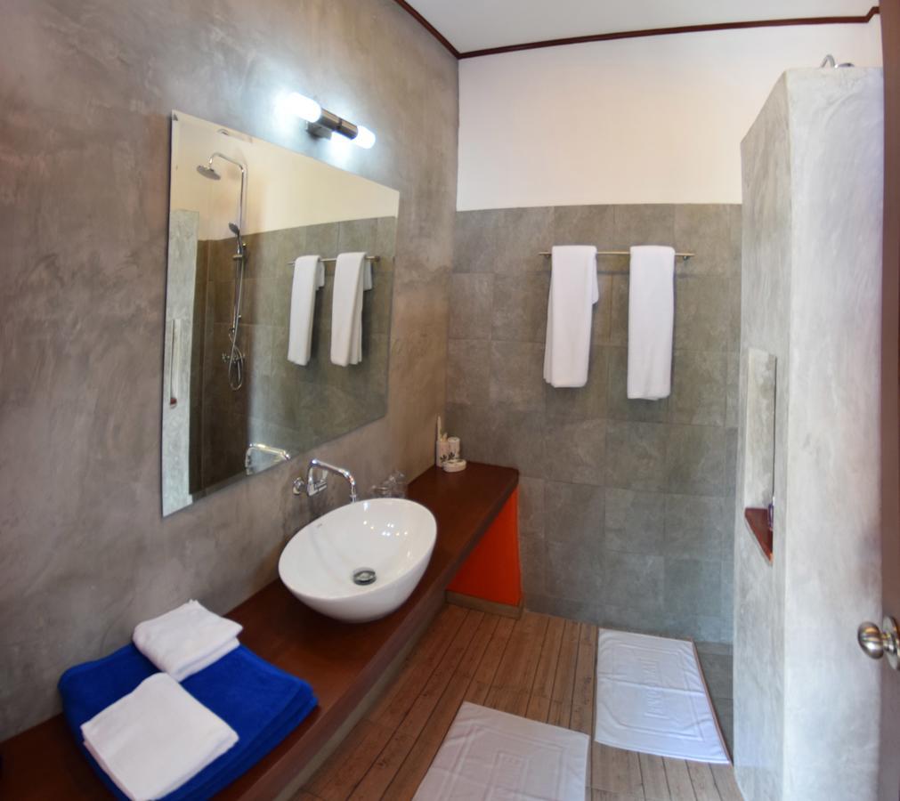 Vivi Bungalows Resort Nai Harn Extérieur photo