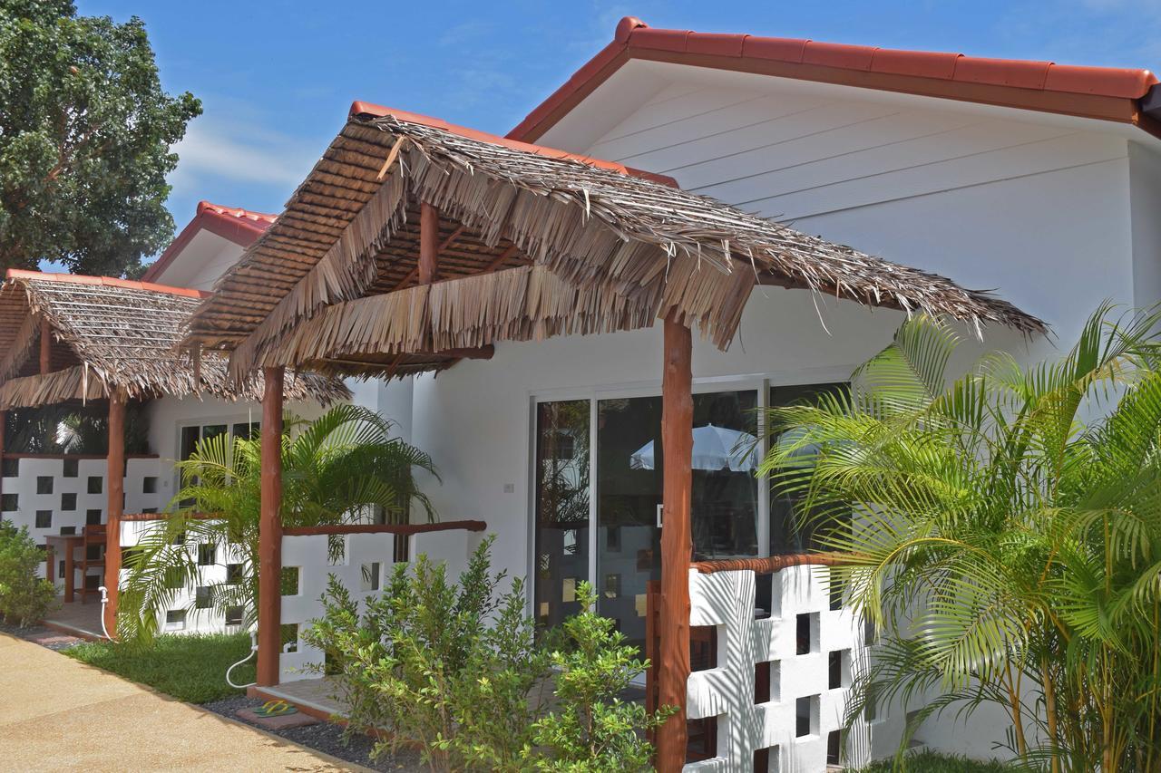 Vivi Bungalows Resort Nai Harn Extérieur photo