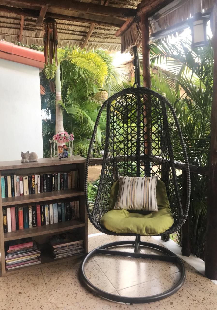 Vivi Bungalows Resort Nai Harn Extérieur photo