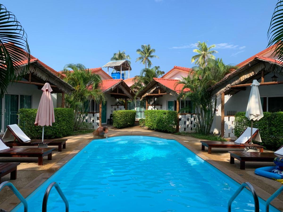 Vivi Bungalows Resort Nai Harn Extérieur photo